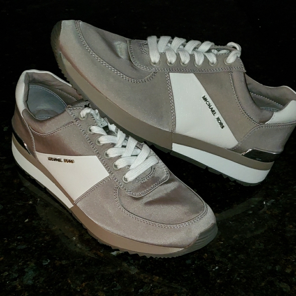 NWOT Michael kors Trainer Shoes